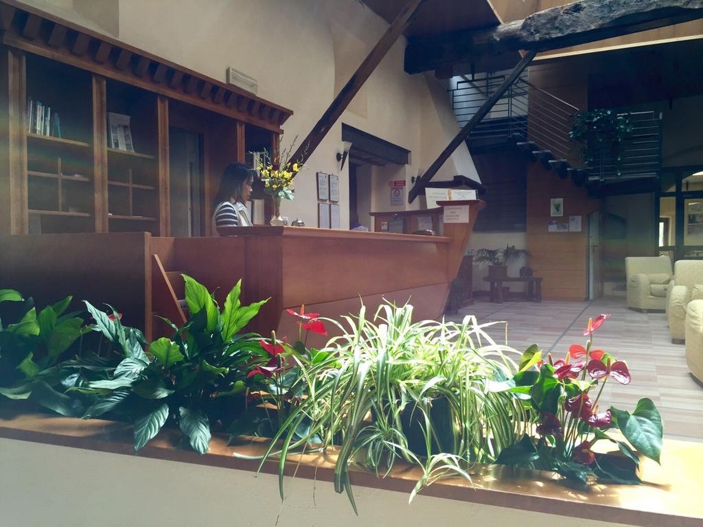 Casa Religiosa Di Ospitalita San Ponziano Bed & Breakfast Сполето Екстериор снимка